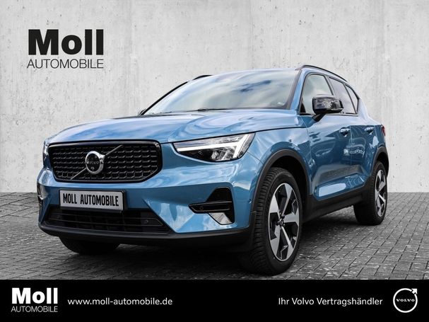 Volvo XC40 B4 Plus Dark 145 kW image number 1