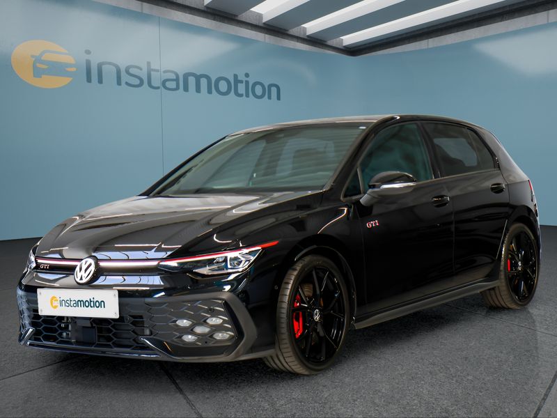 Volkswagen Golf 8 195 kW