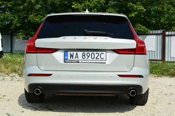 Volvo V60 T5 Momentum 187 kW image number 7