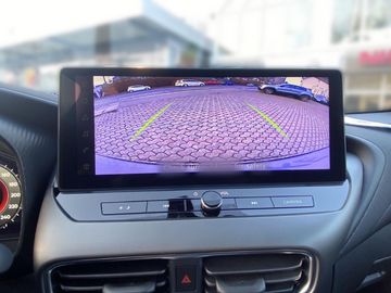 Car image 19