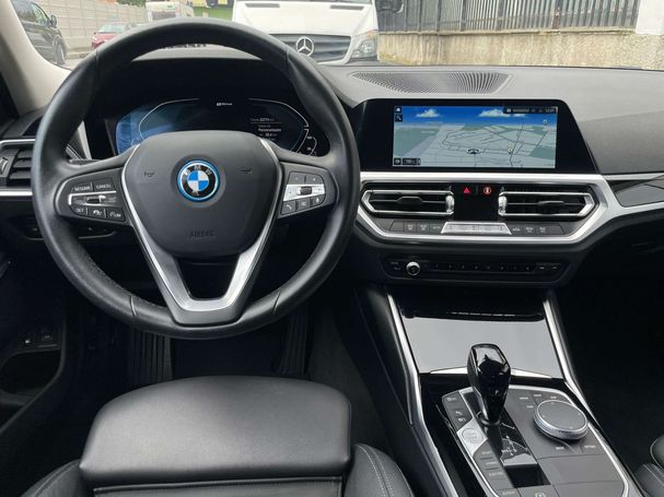 BMW 320 e Touring M Sport 150 kW image number 10