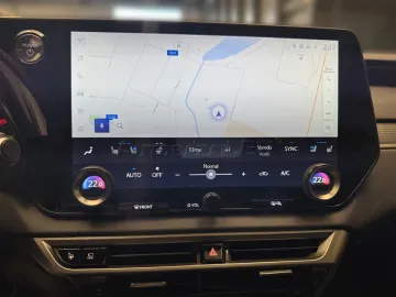 Car image 45