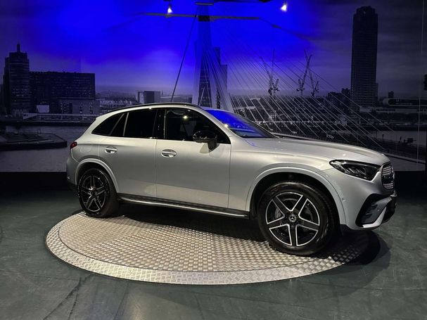 Mercedes-Benz GLC 300 e 4Matic 235 kW image number 3