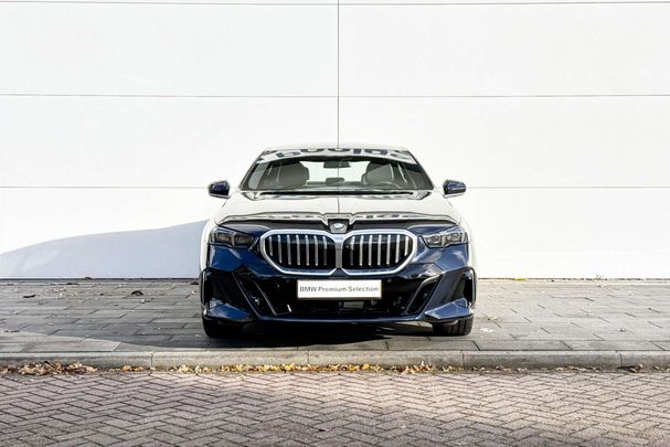 BMW 520i 153 kW image number 2