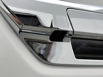 Car image 36