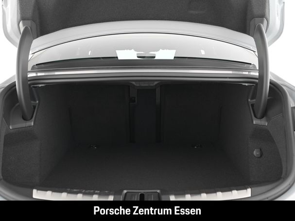 Porsche Taycan 320 kW image number 22