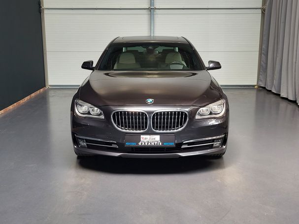 BMW 730d xDrive 190 kW image number 3