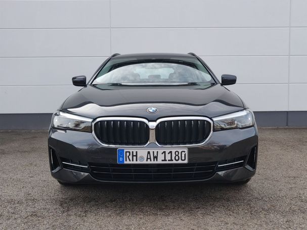 BMW 520d Touring 140 kW image number 3