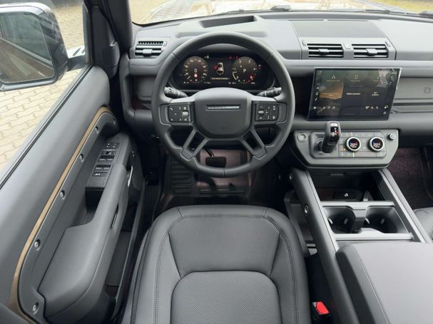 Land Rover Defender 110 D200 X-Dynamic SE 147 kW image number 13