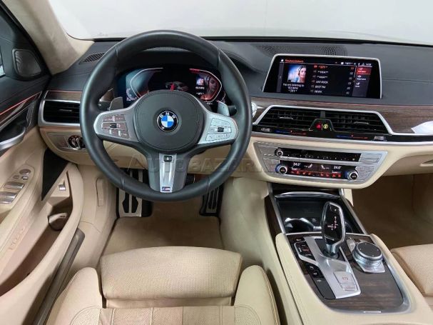 BMW 740d xDrive 235 kW image number 8