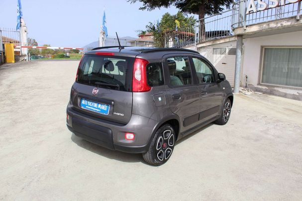 Fiat Panda Cross 1.0 Hybrid City 51 kW image number 4