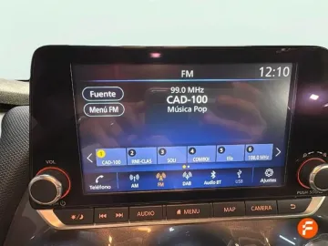 Car image 25