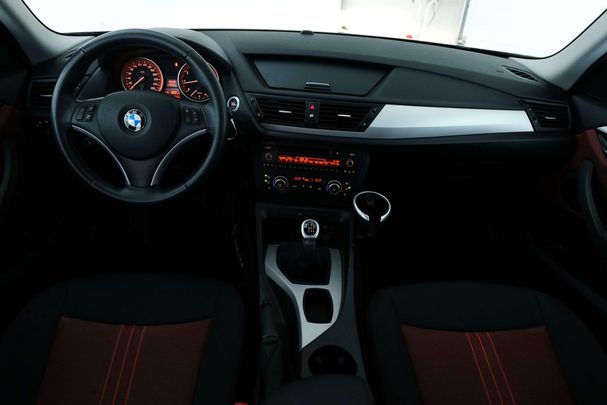 BMW X1 sDrive18i 110 kW image number 5