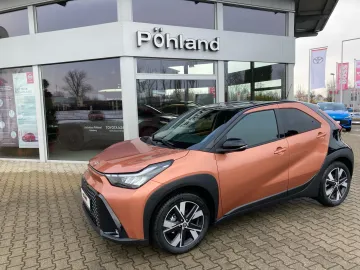 Car image 2