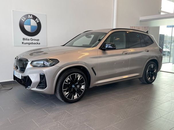 BMW iX3 210 kW image number 1