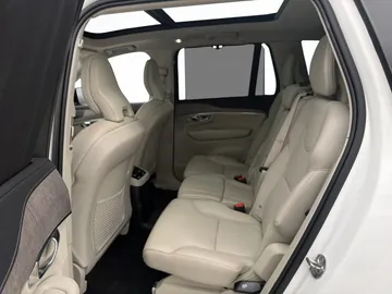 Car image 38