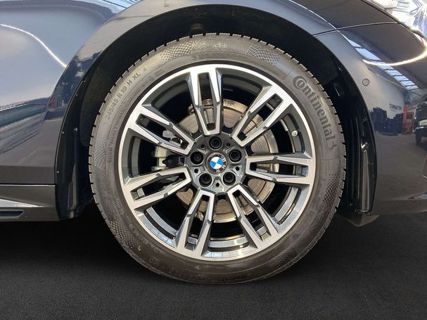 BMW 520i 140 kW image number 4