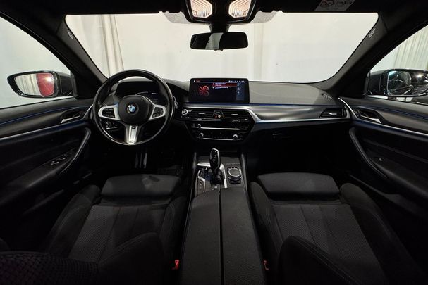 BMW 530 Touring xDrive 216 kW image number 14