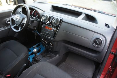 Car image 21