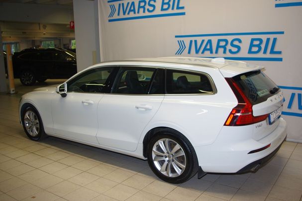 Volvo V60 D4 Momentum 140 kW image number 3