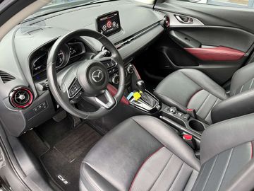 Car image 11