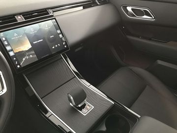 Car image 21