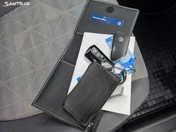 Car image 34