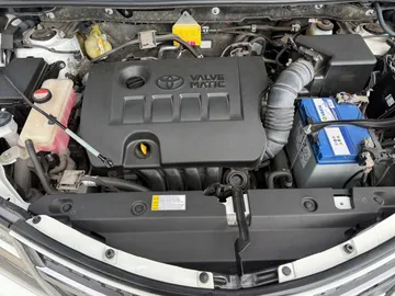 Car image 27