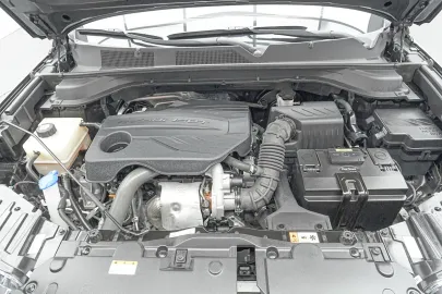 Car image 28