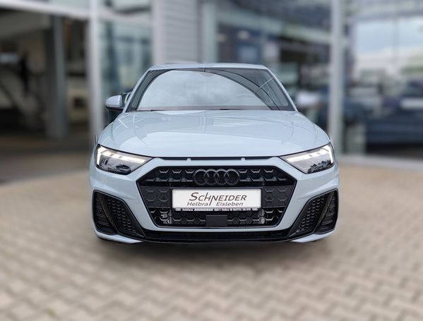 Audi A1 25 TFSI S-line Sportback 70 kW image number 2