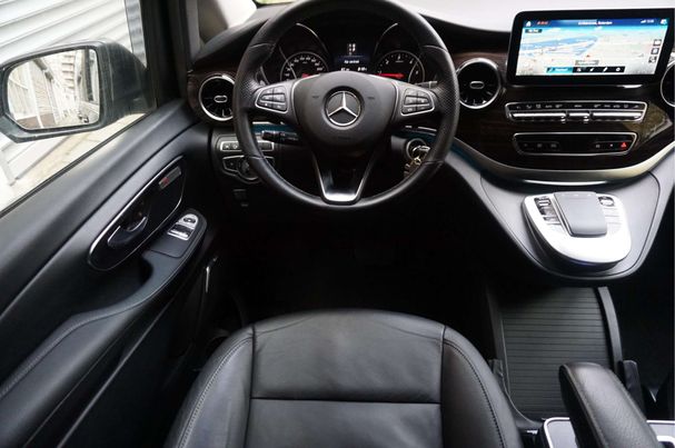 Mercedes-Benz V 300d Avantgarde Edition 1 177 kW image number 14