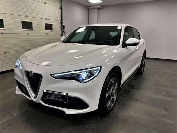 Alfa Romeo Stelvio 2.2 Diesel AT8 Super 118 kW image number 1