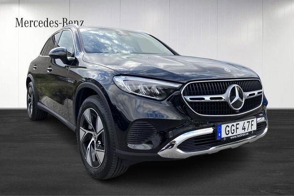 Mercedes-Benz GLC 300 de 4Matic 245 kW image number 2