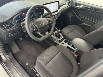 Car image 37