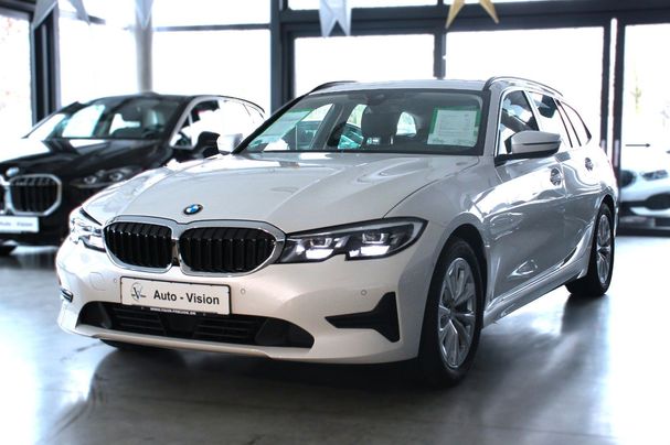 BMW 320d Touring Advantage 140 kW image number 1