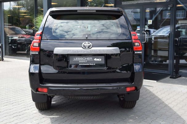 Toyota Land Cruiser 2.8 D-4D 150 kW image number 2