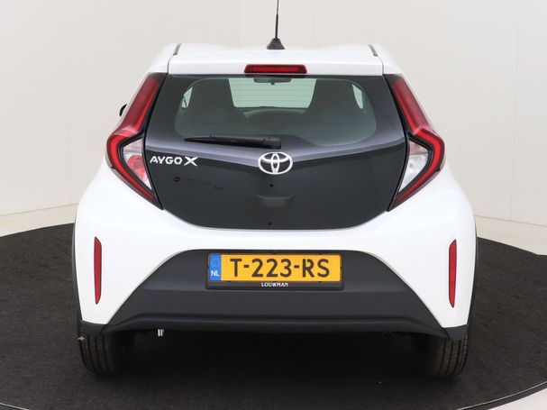 Toyota Aygo X 1.0 VVT-i CVT 53 kW image number 27