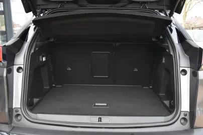 Car image 27
