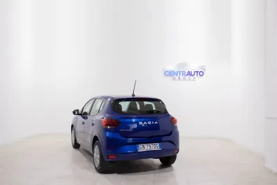 Car image 5