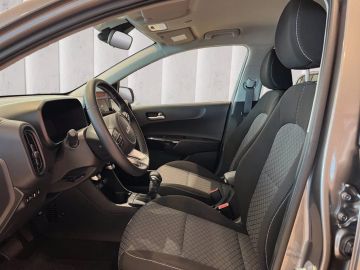 Car image 23