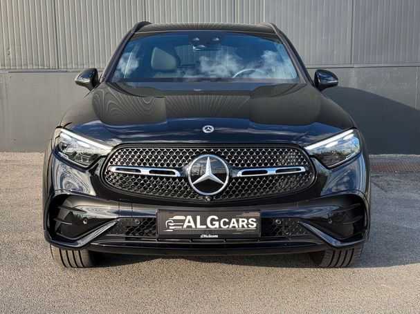 Mercedes-Benz GLC 300 e AMG Line 230 kW image number 4