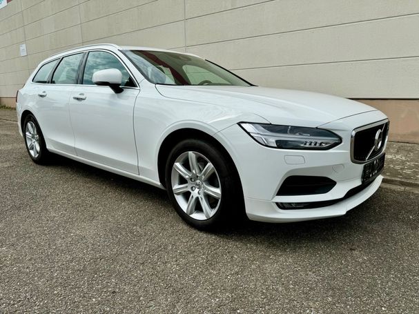 Volvo V90 AWD Momentum 110 kW image number 2