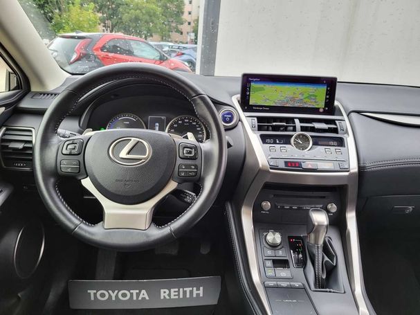 Lexus NX 300 h 145 kW image number 9