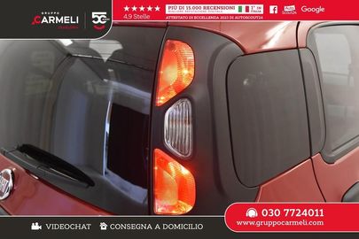 Car image 15