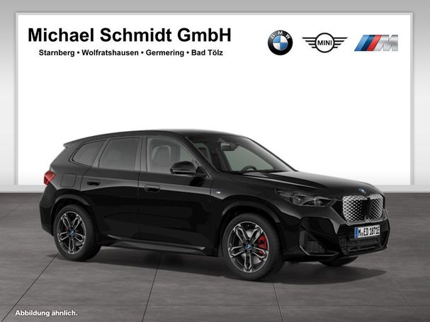 BMW iX1 eDrive20 M Sport 150 kW image number 9