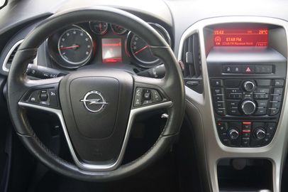 Car image 13