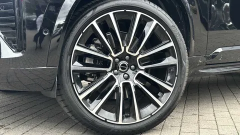 Car image 27