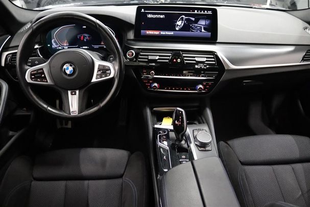 BMW 520d Touring xDrive 140 kW image number 5