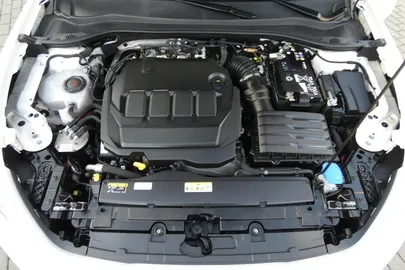 Car image 31