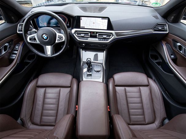 BMW 340d Touring xDrive 250 kW image number 16